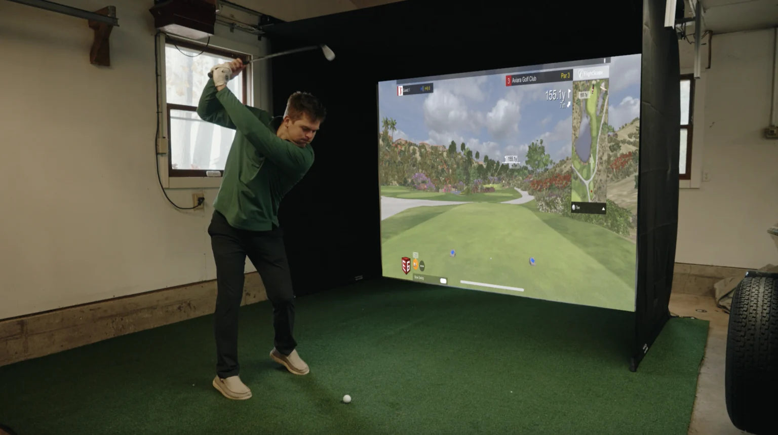 Vanish Series Retractable Golf Enclosure
